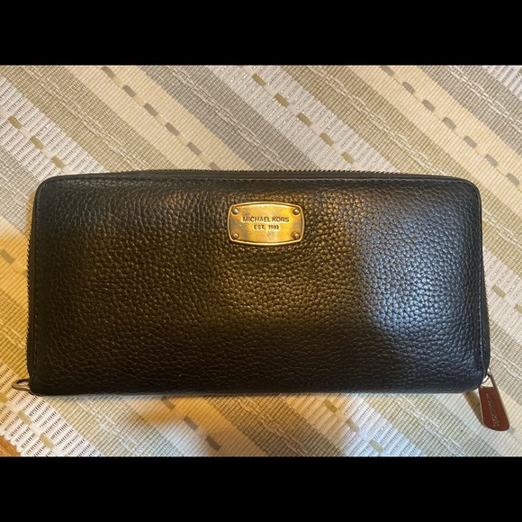 Michael Kors - Picture 6 of 9